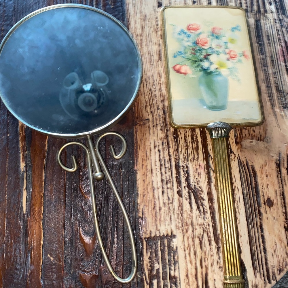 Vintage vanity mirrors